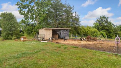 6866 Daus Mountain Road Whitwell TN 37397