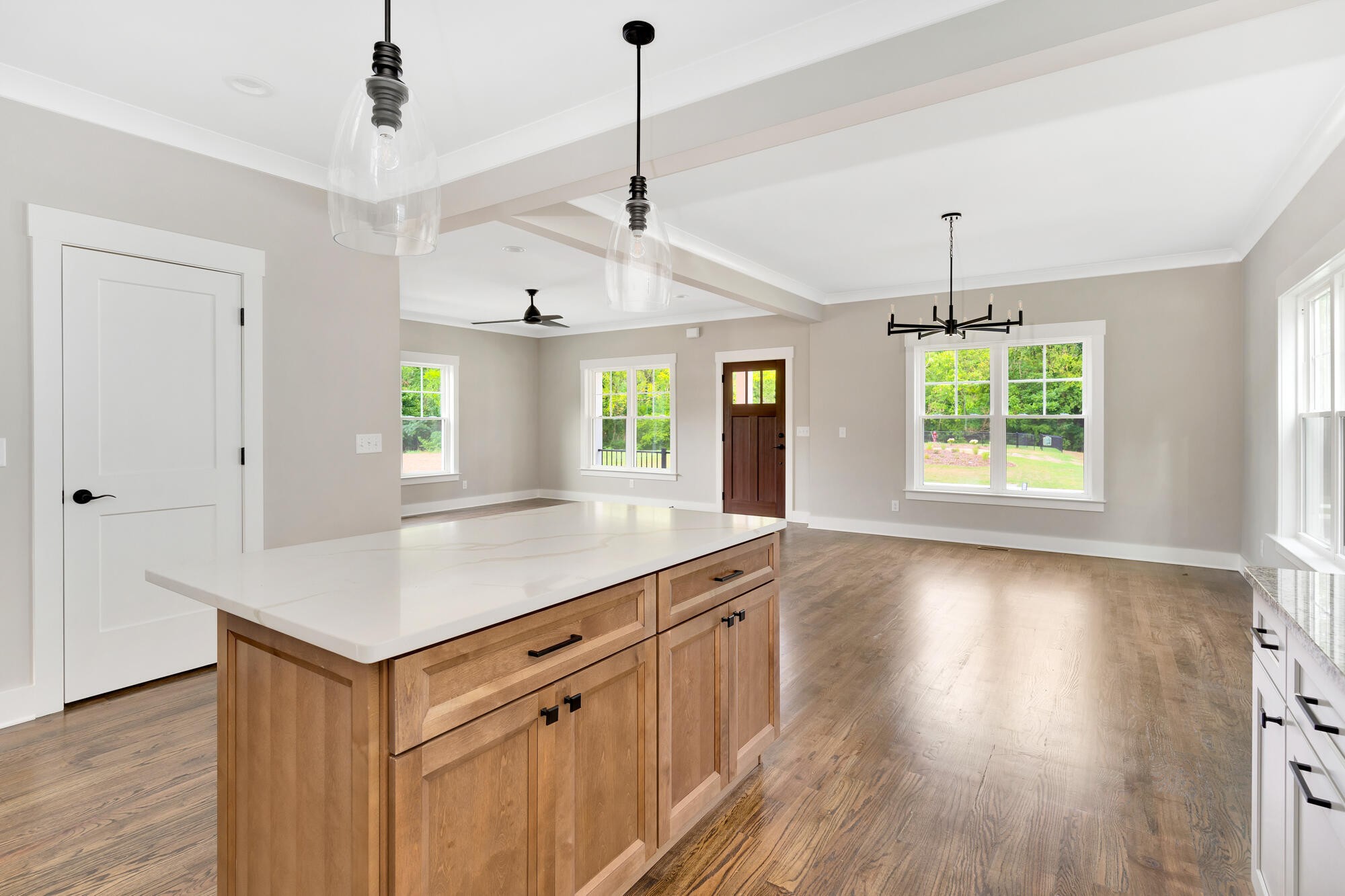 1323 Thomas Avenue Chattanooga TN 37409