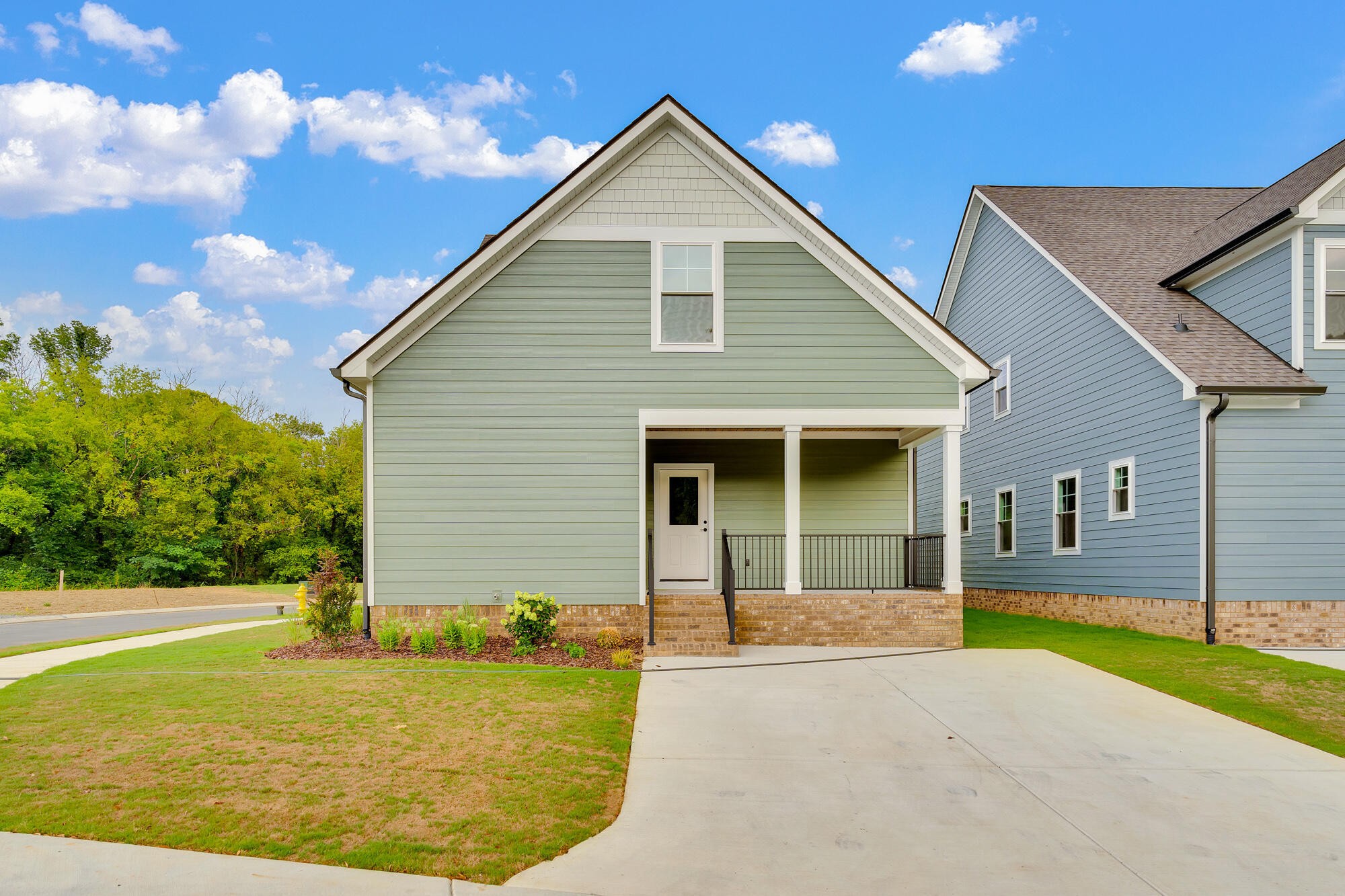 1323 Thomas Avenue Chattanooga TN 37409