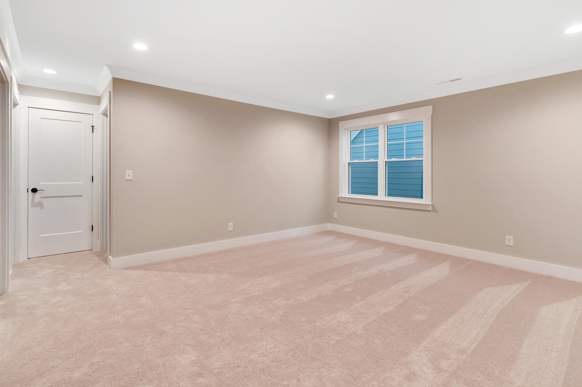 1323 Thomas Avenue Chattanooga TN 37409