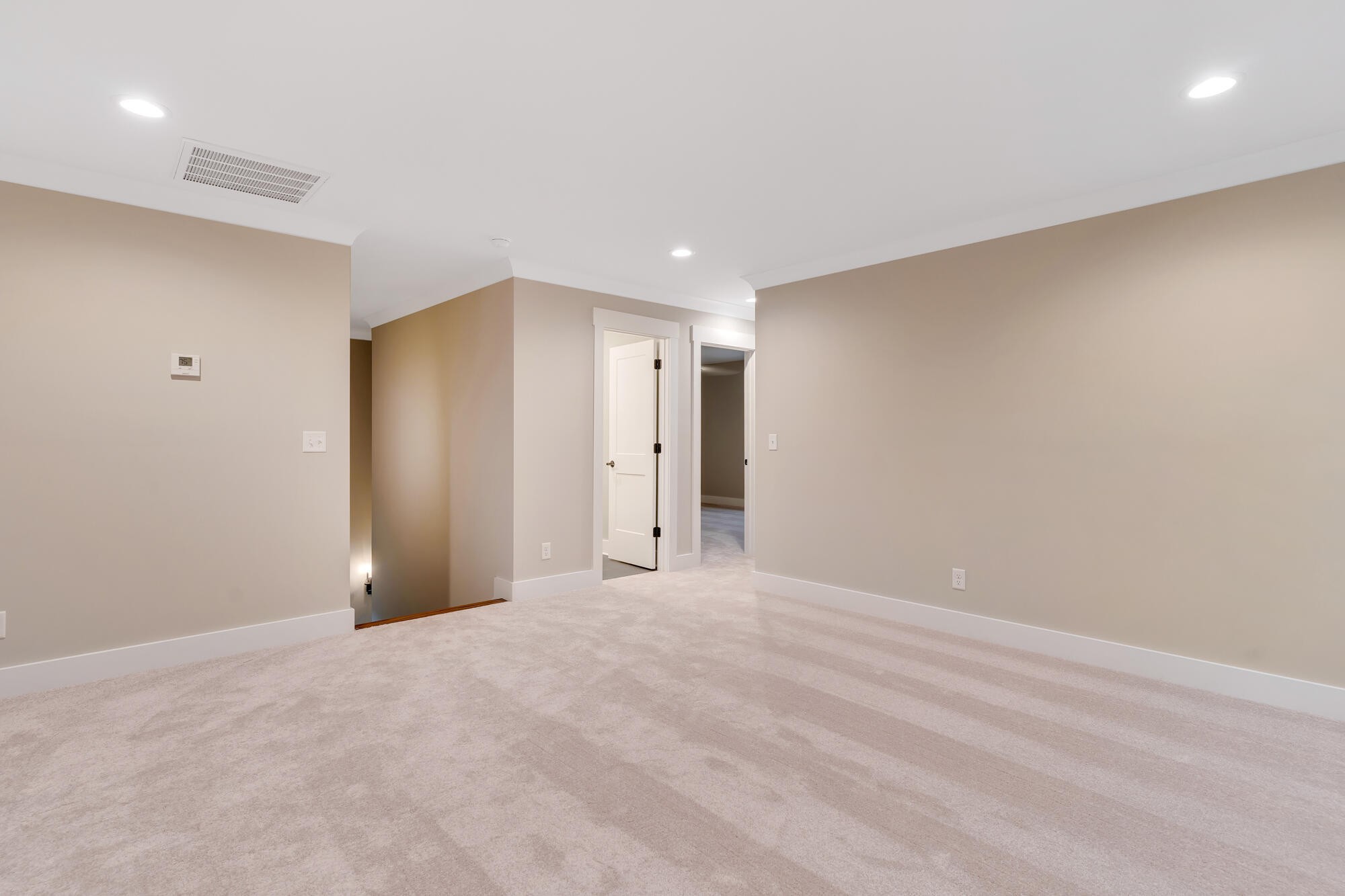 1323 Thomas Avenue Chattanooga TN 37409