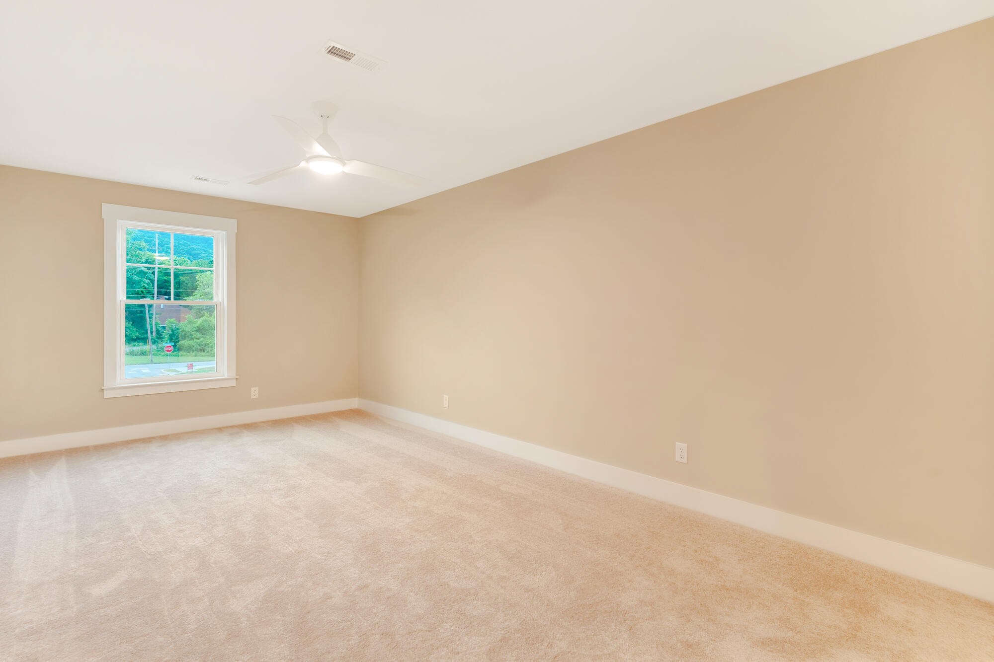 1323 Thomas Avenue Chattanooga TN 37409