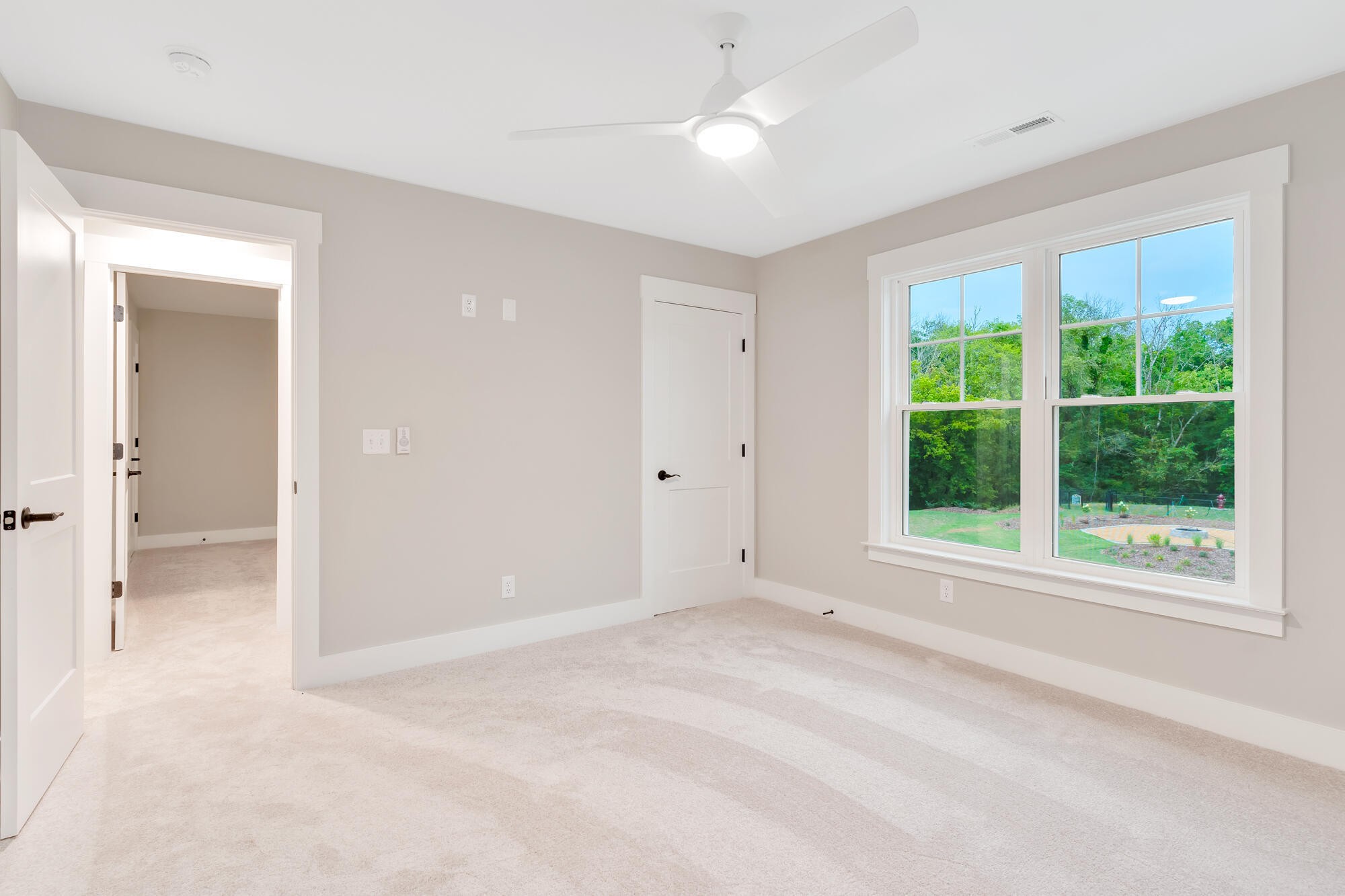 1323 Thomas Avenue Chattanooga TN 37409