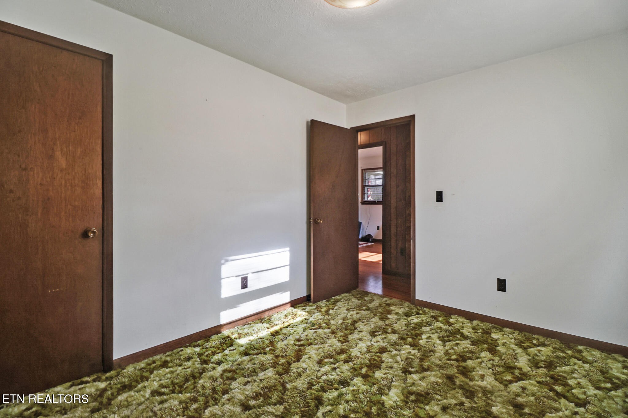 2620 Deer Lodge Highway Deer Lodge TN 37726