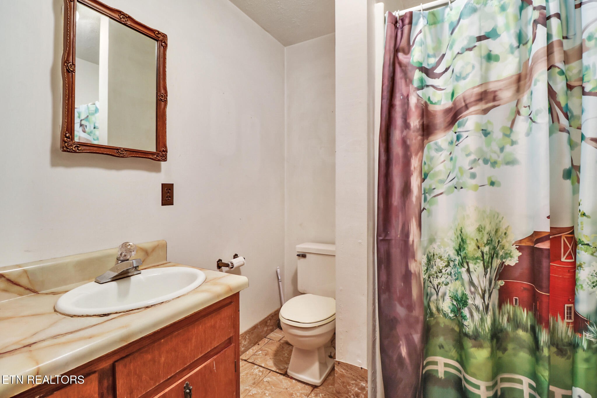2620 Deer Lodge Highway Deer Lodge TN 37726