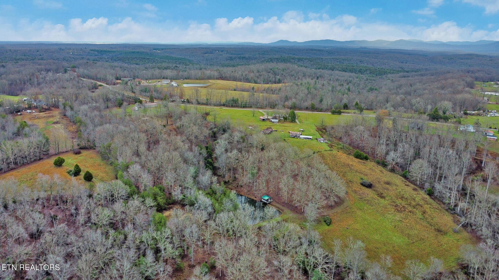 2620 Deer Lodge Highway Deer Lodge TN 37726