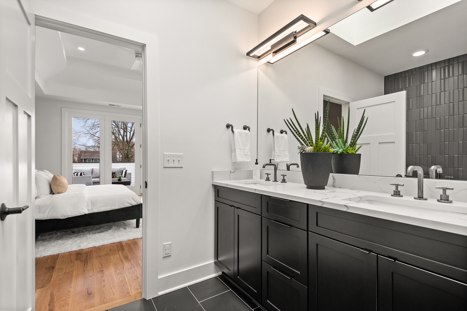 1826 5th Ave, N Nashville TN 37208