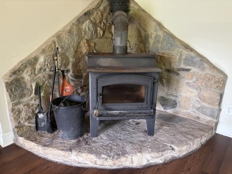 140 Carver Hollow Road Pleasant Shade TN 37145
