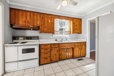 810 Country Club Drive Clarksville TN 37043