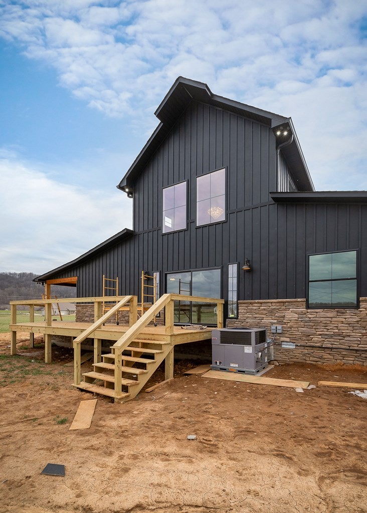 123 Cattlemans Drive Sparta TN 38583