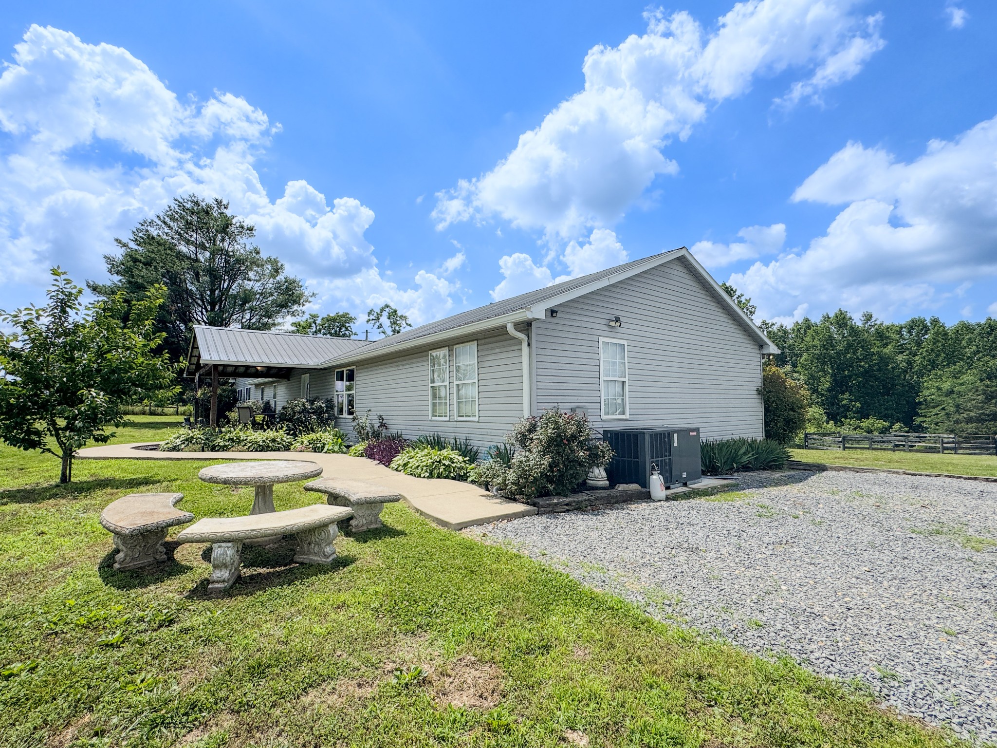 95 Fescue Lane Lafayette TN 37083