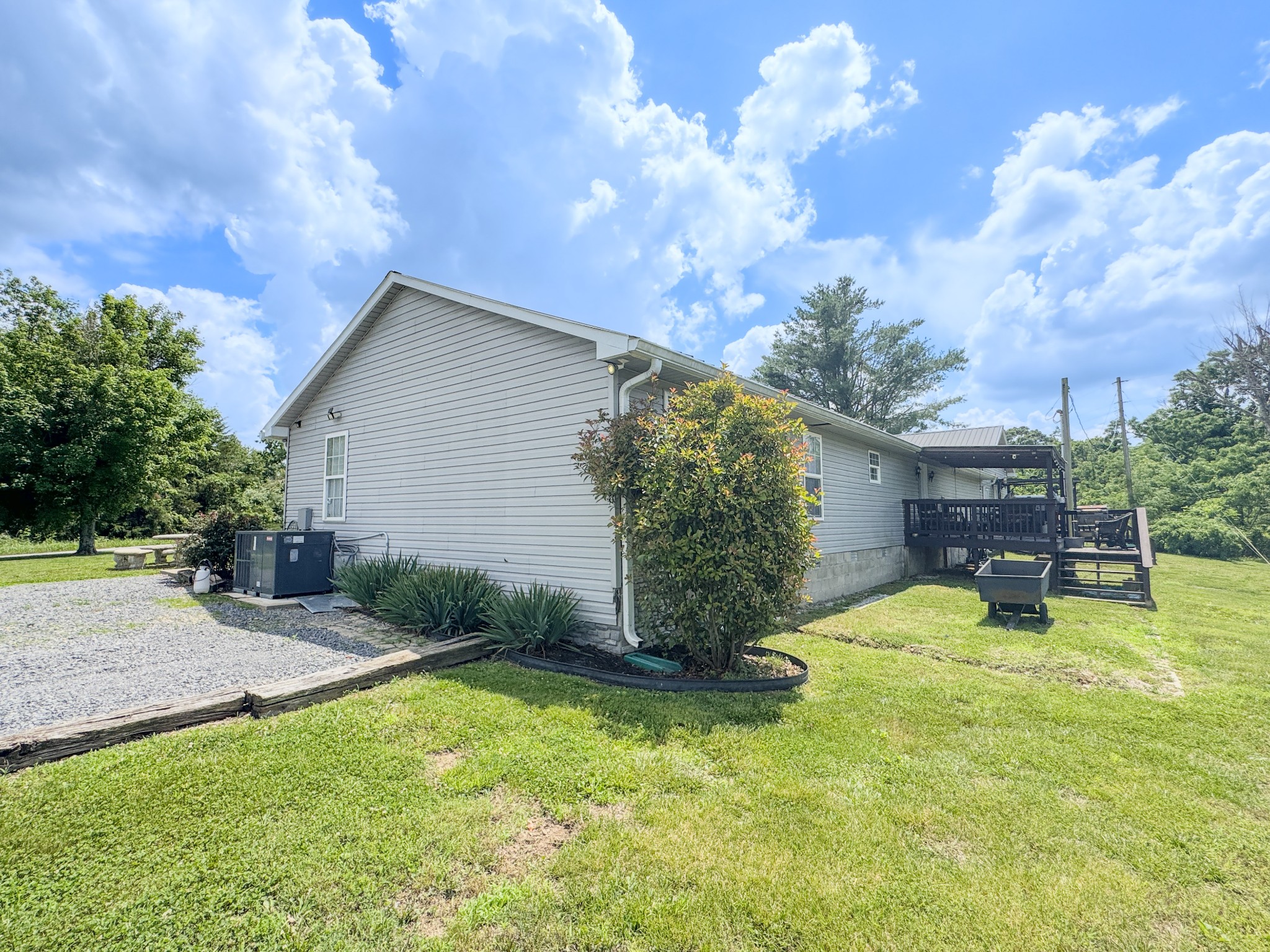 95 Fescue Lane Lafayette TN 37083