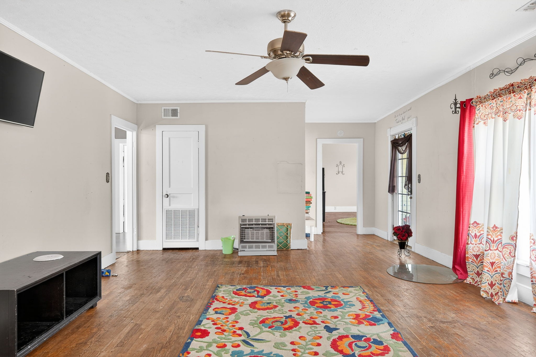 7 Marshall St, E Sparta TN 38583