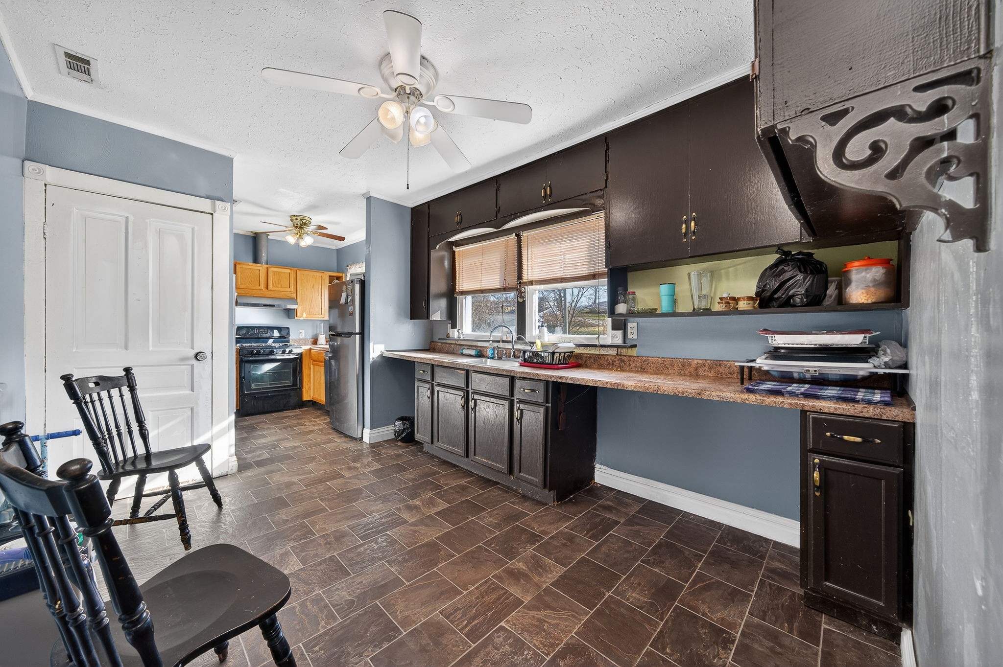 7 Marshall St, E Sparta TN 38583