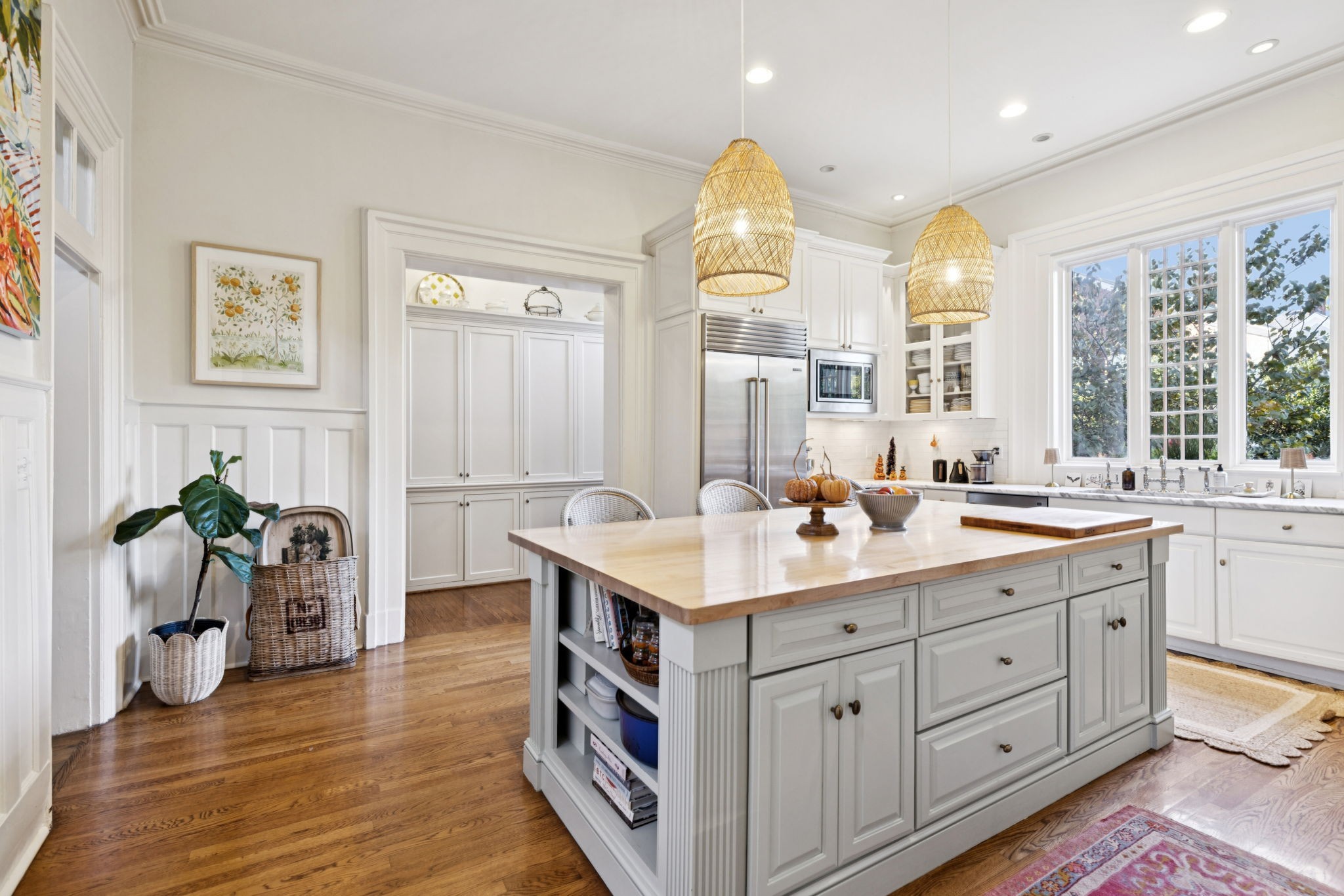 214 3rd Ave, S Franklin TN 37064