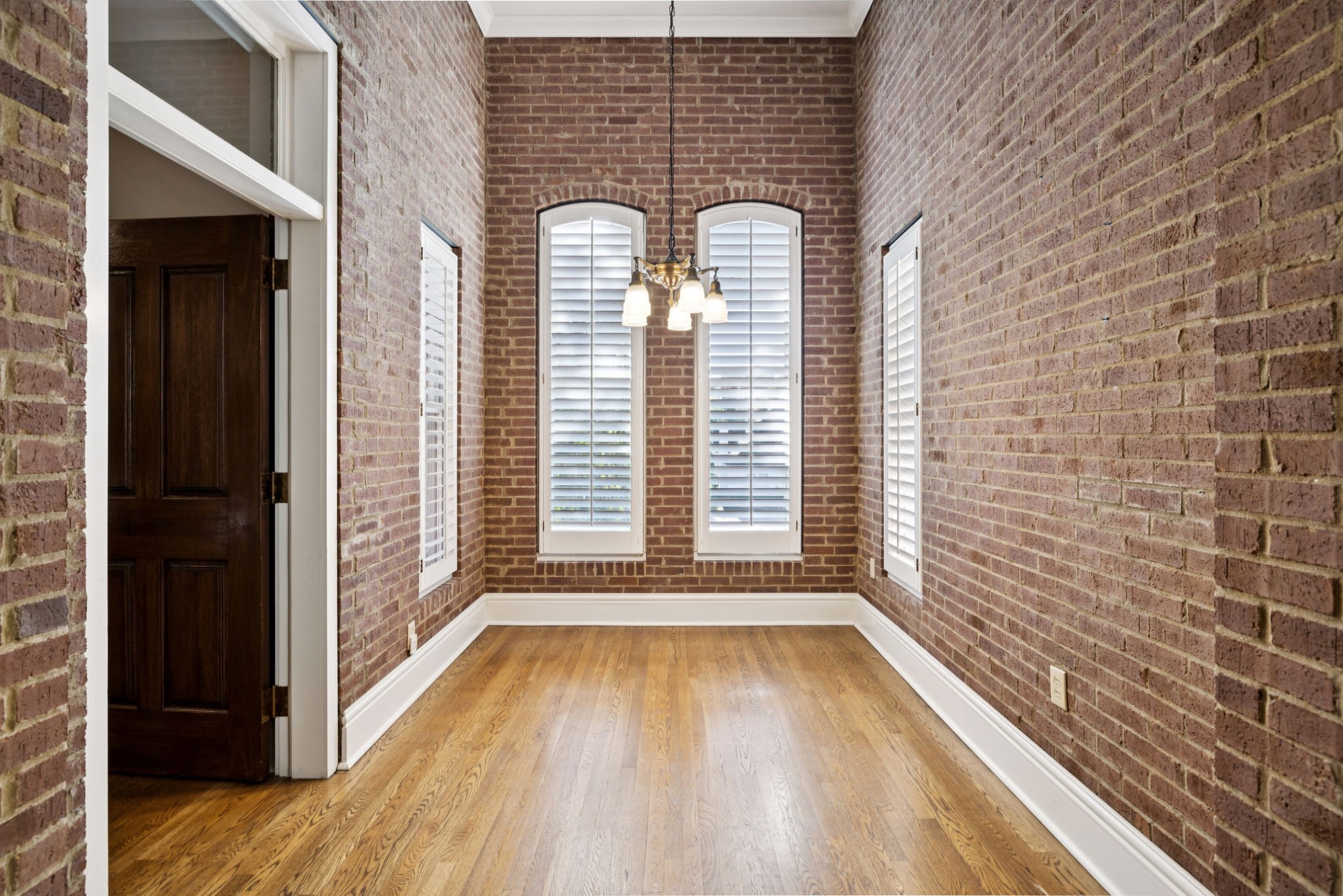 214 3rd Ave, S Franklin TN 37064
