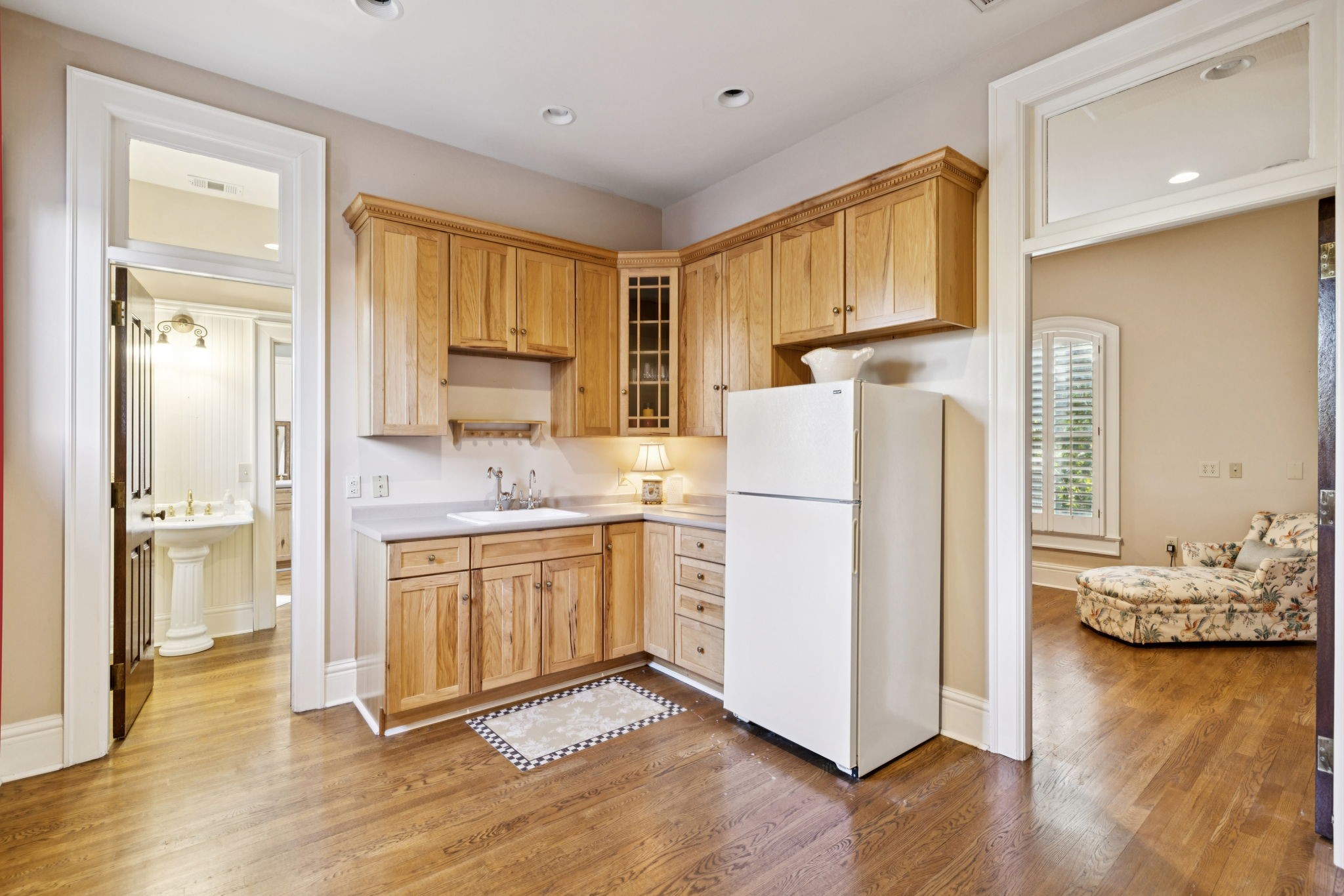 214 3rd Ave, S Franklin TN 37064