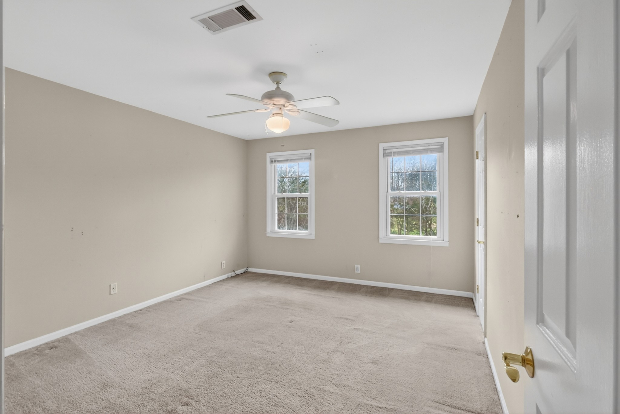 205 Bluegrass Circle Lebanon TN 37090