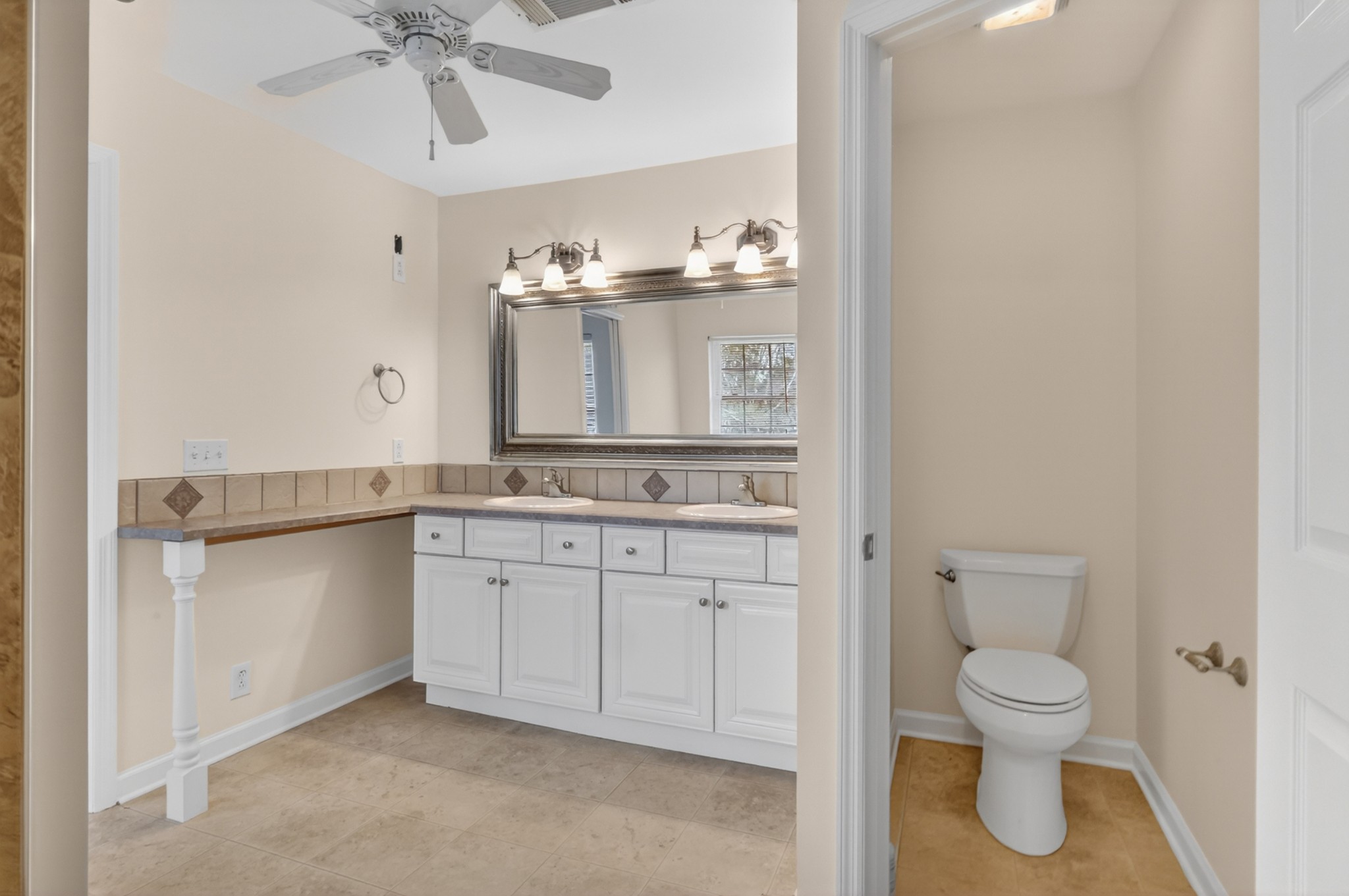 205 Bluegrass Circle Lebanon TN 37090