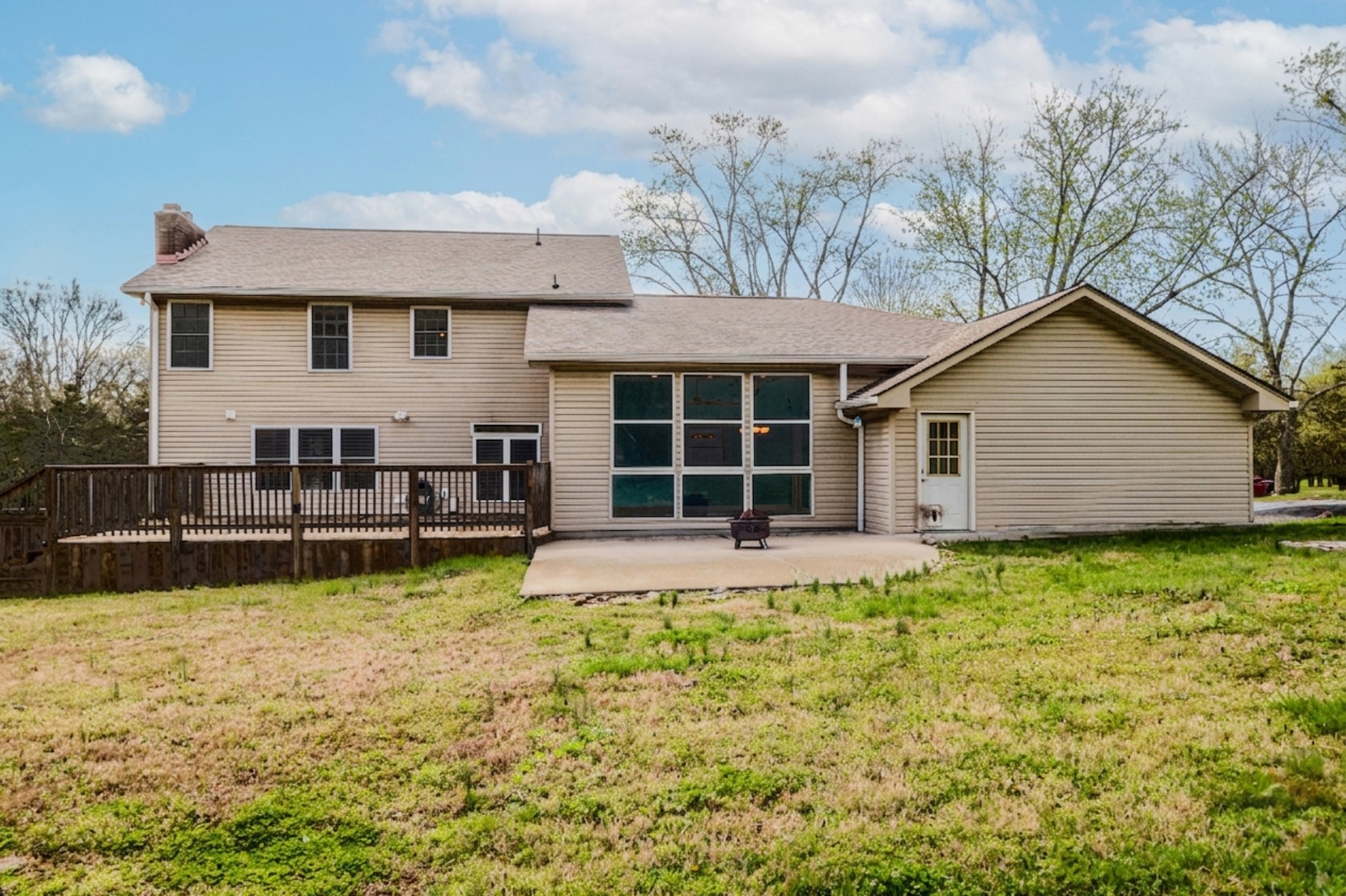 205 Bluegrass Circle Lebanon TN 37090