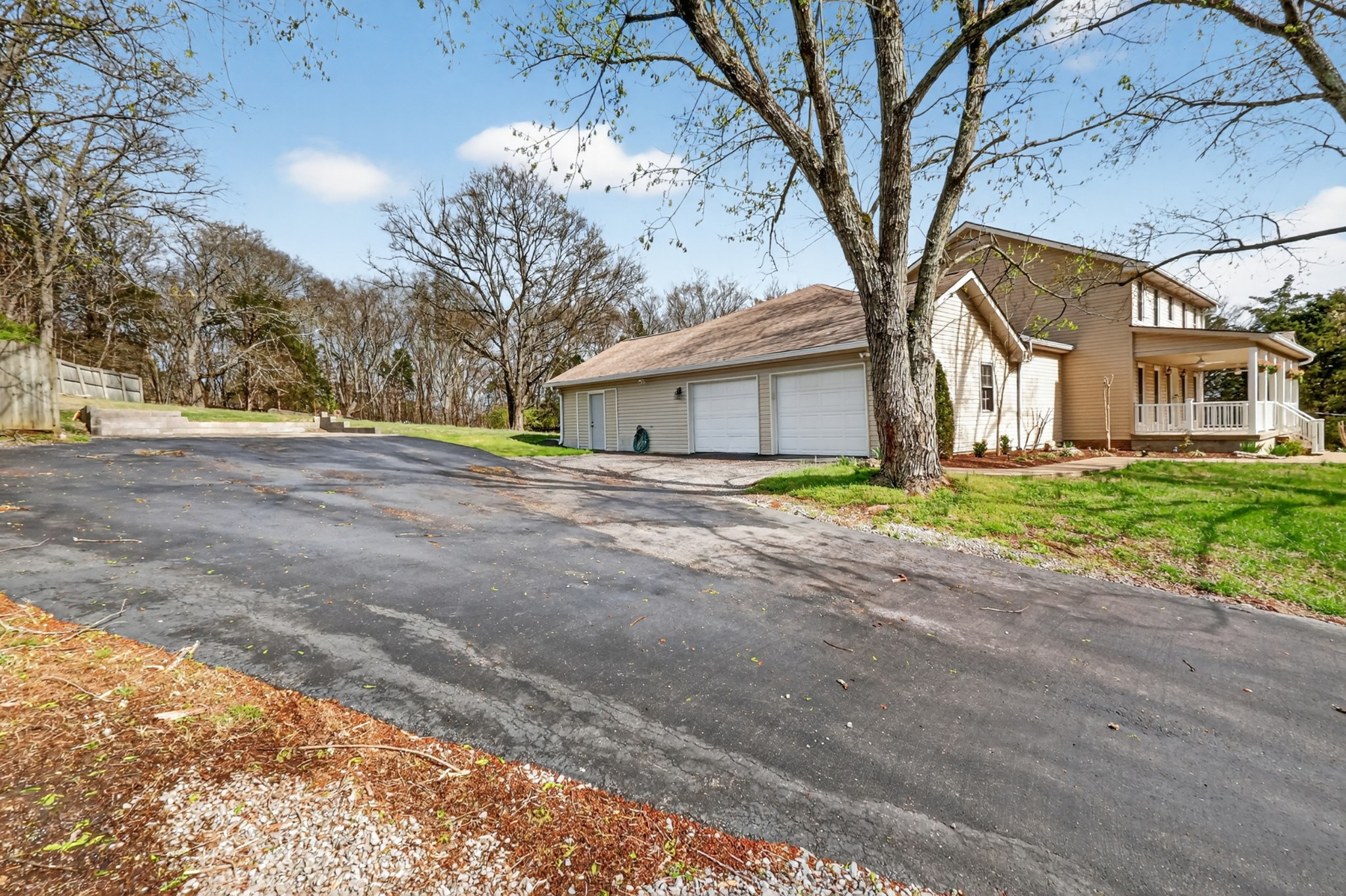 205 Bluegrass Circle Lebanon TN 37090