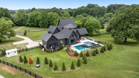 4896 Bethesda Road Thompsons Station TN 37179