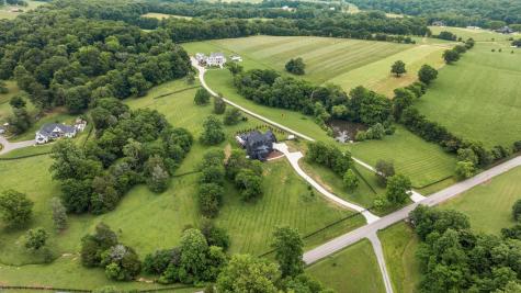 4896 Bethesda Road Thompsons Station TN 37179