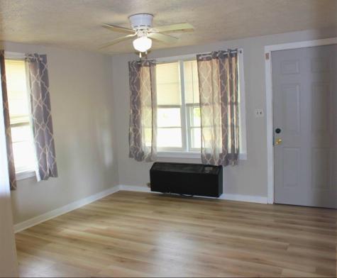372 S Spring Street Russellville KY 42276