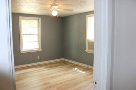 372 S Spring Street Russellville KY 42276