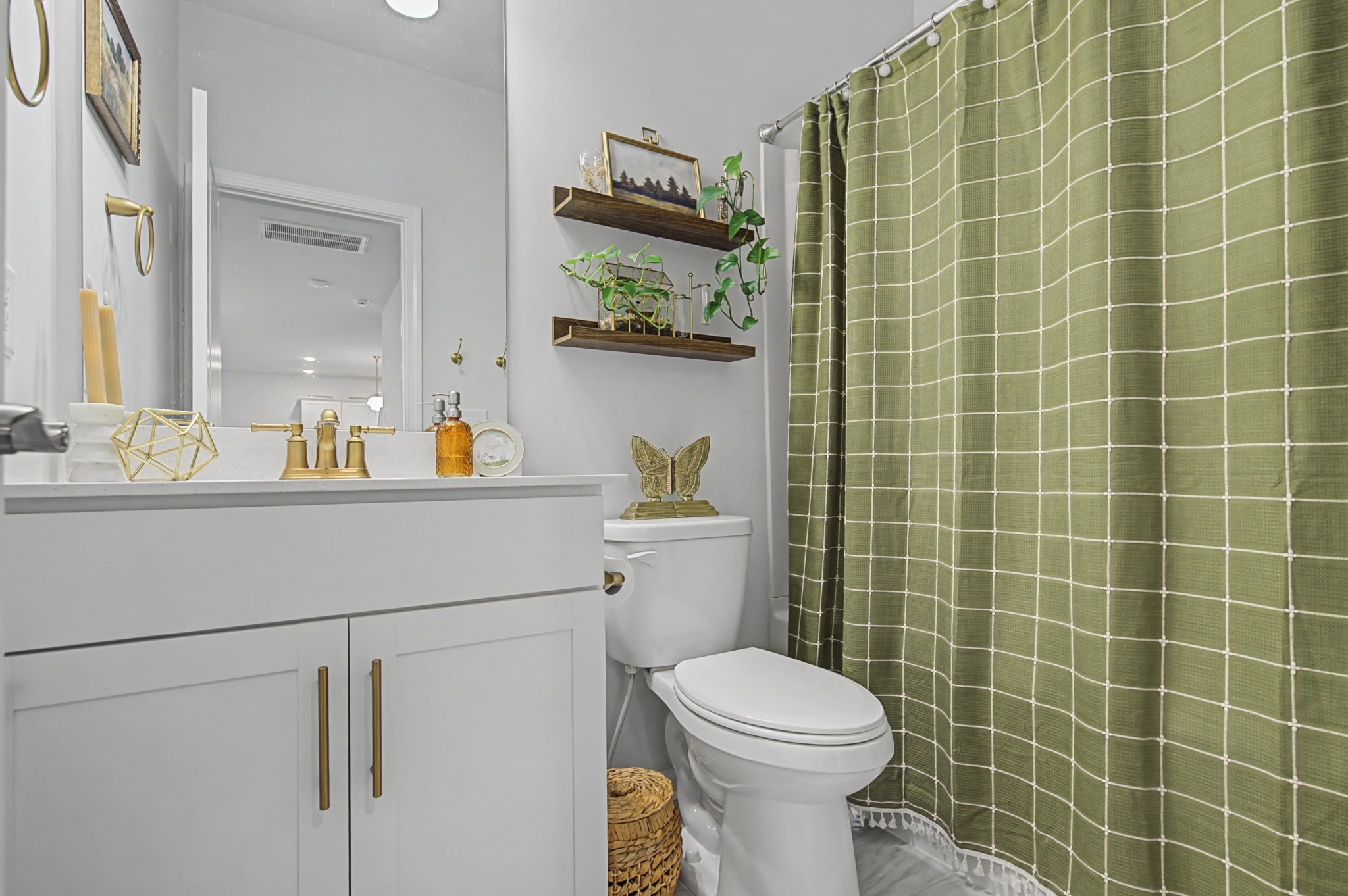 225 Oasis Drive La Vergne TN 37086