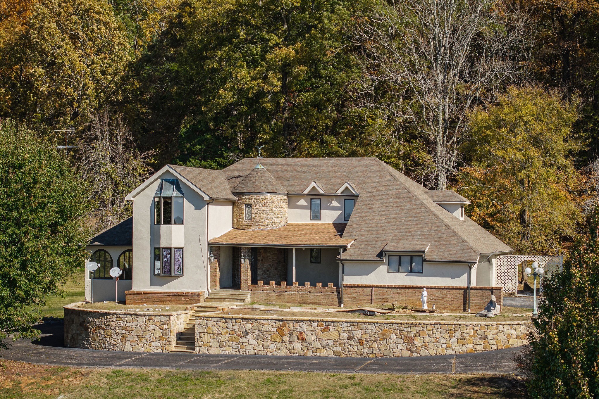 3300 Roberts Matthews Highway Sparta TN 38583