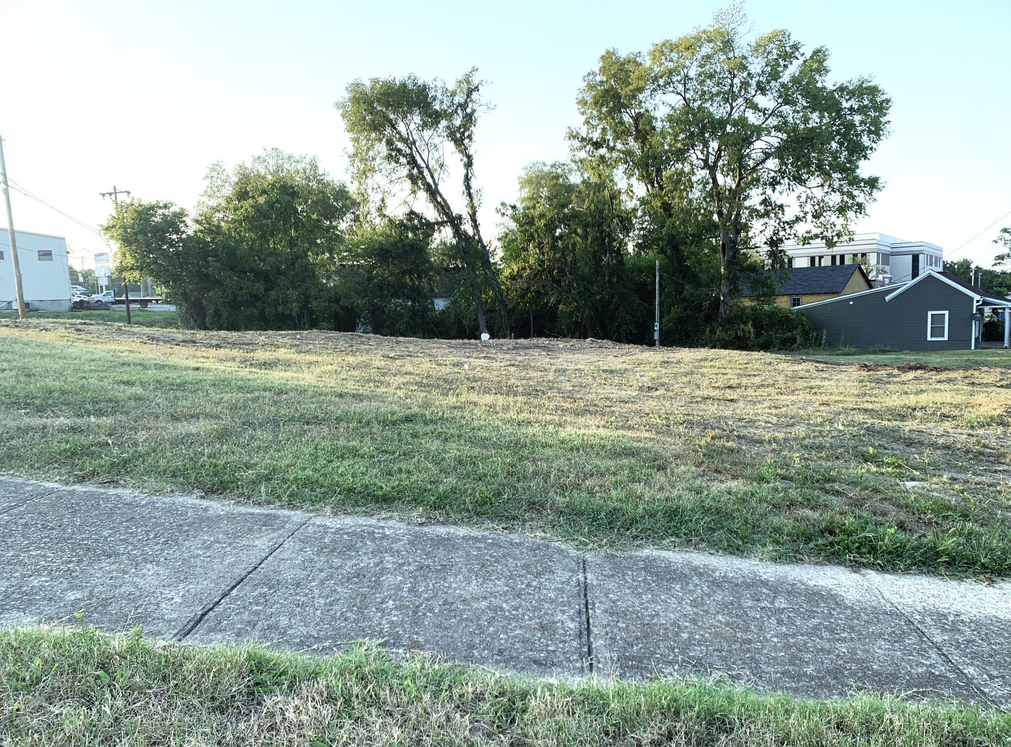 1124 Woodland Street Columbia TN 38401