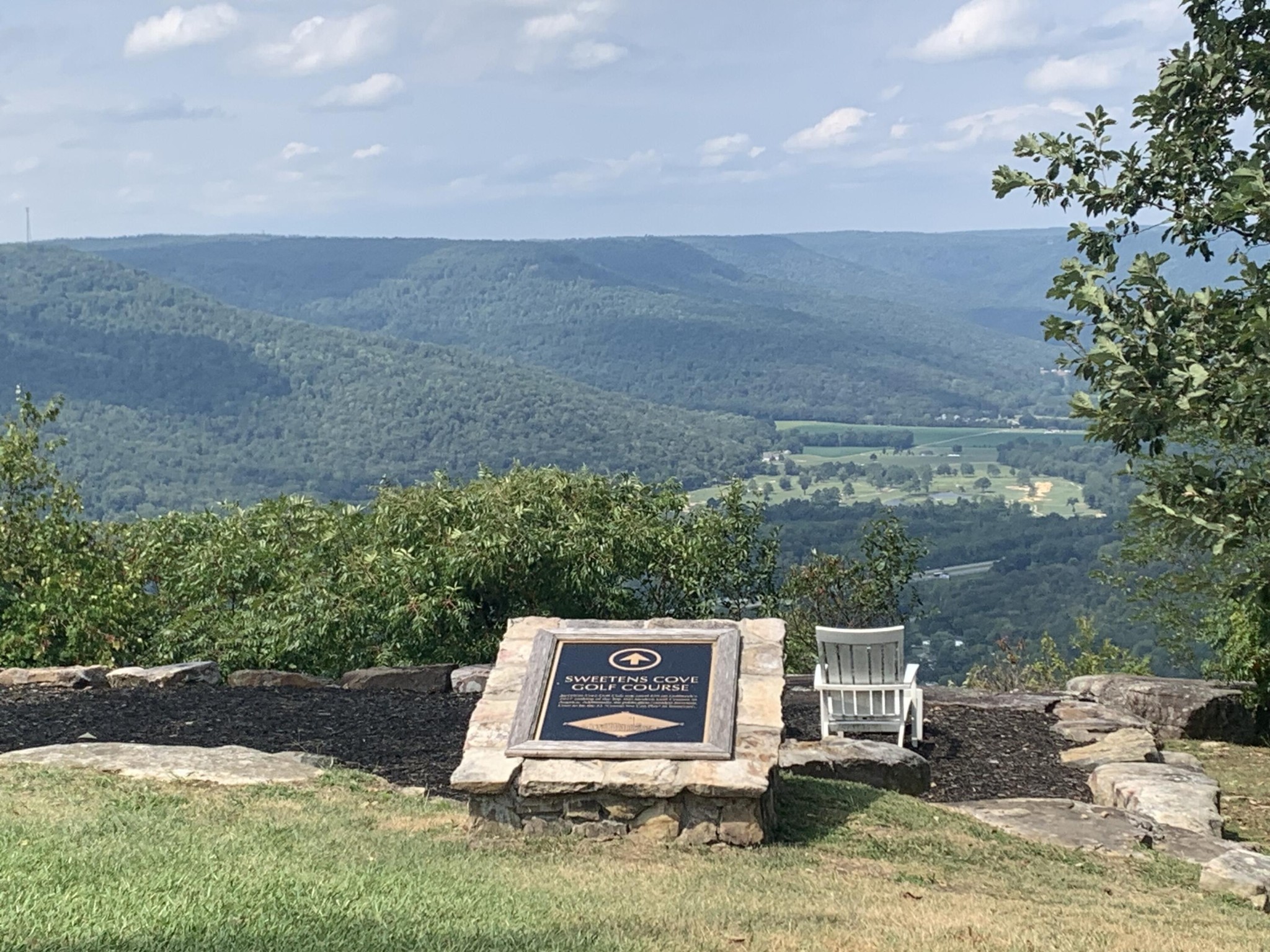 940 Crockett Point Jasper TN 37347