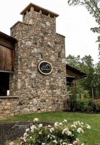 940 Crockett Point Jasper TN 37347