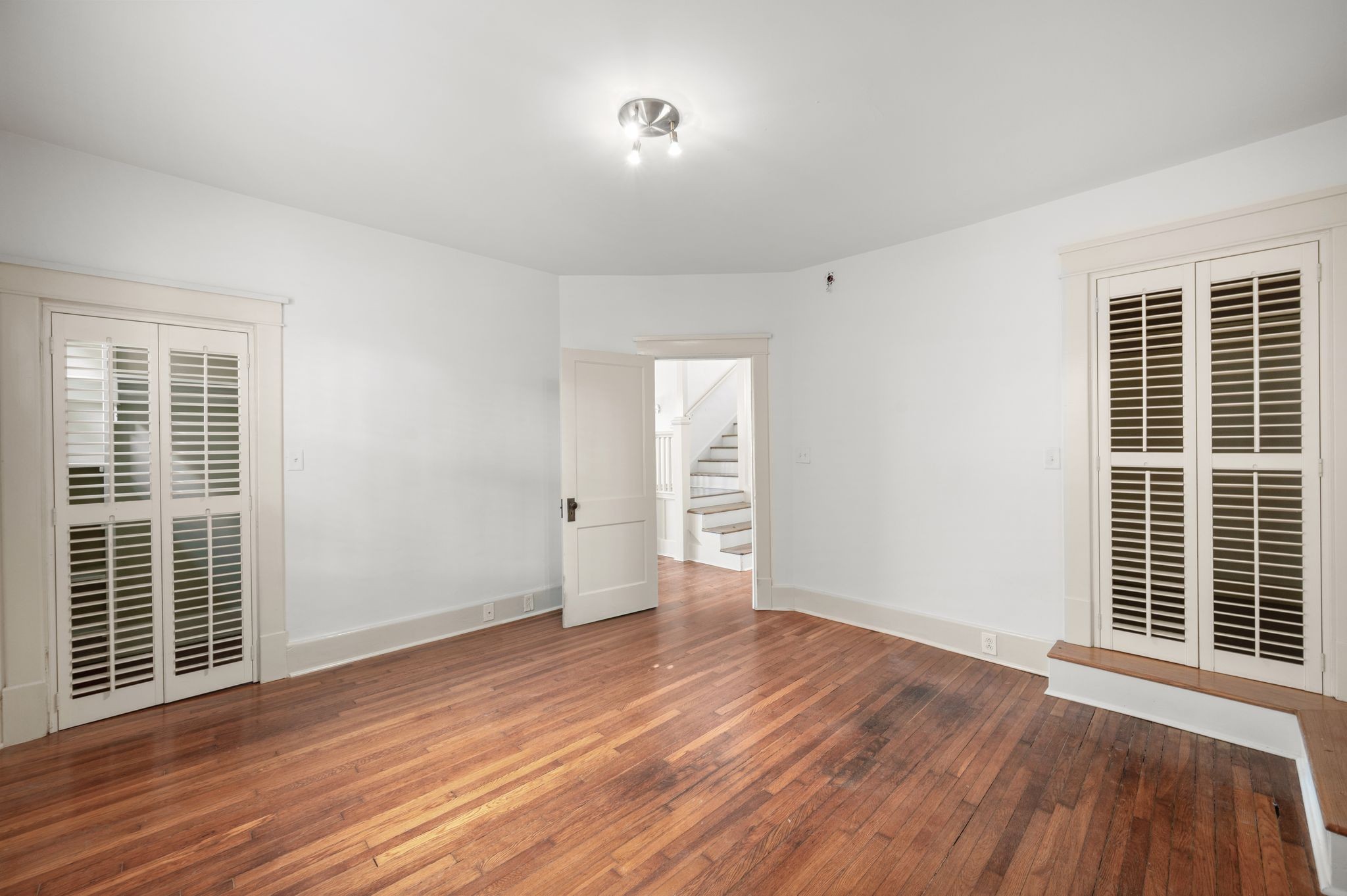 2112 15th Ave, S Nashville TN 37212