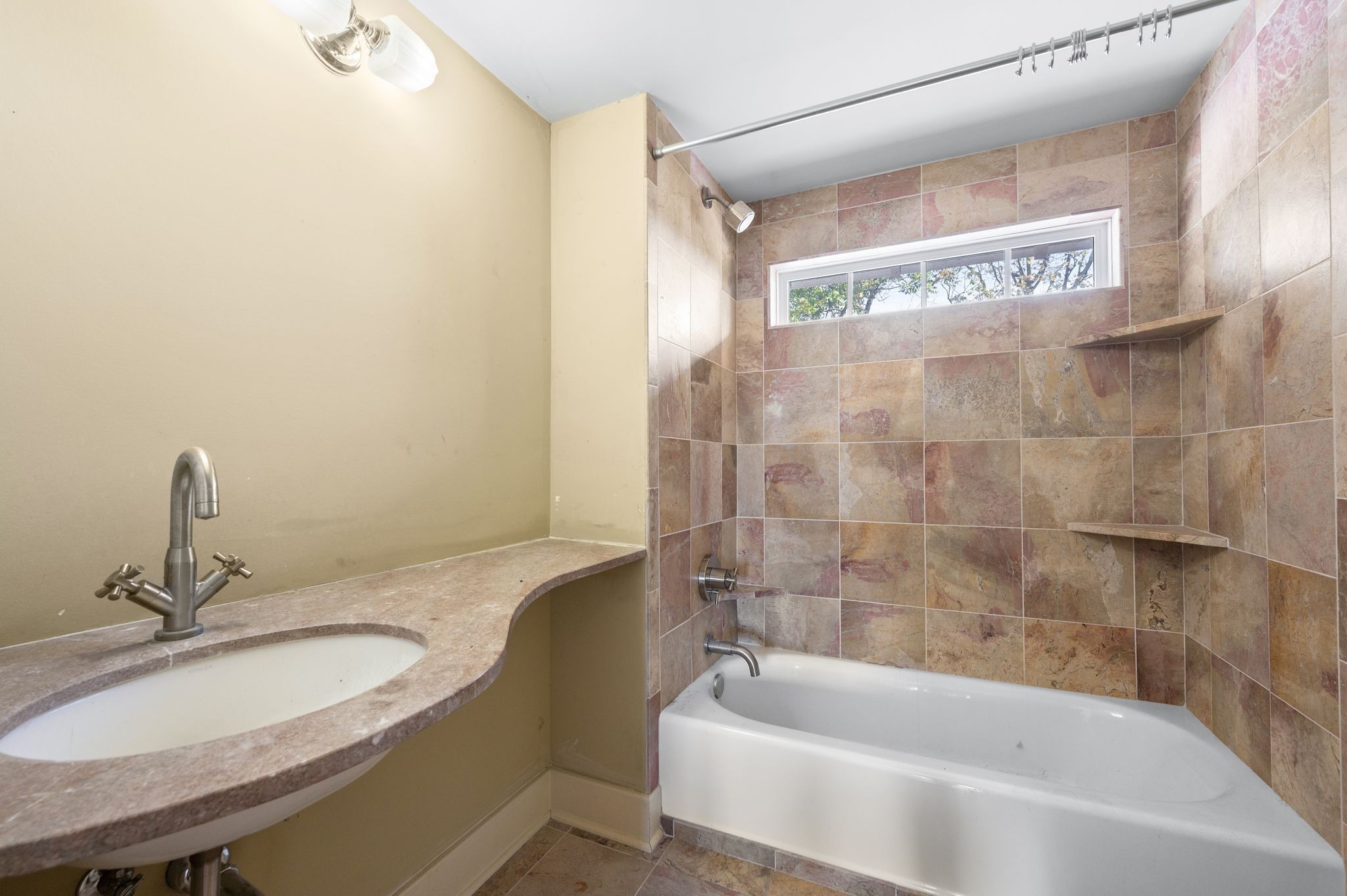 2112 15th Ave, S Nashville TN 37212