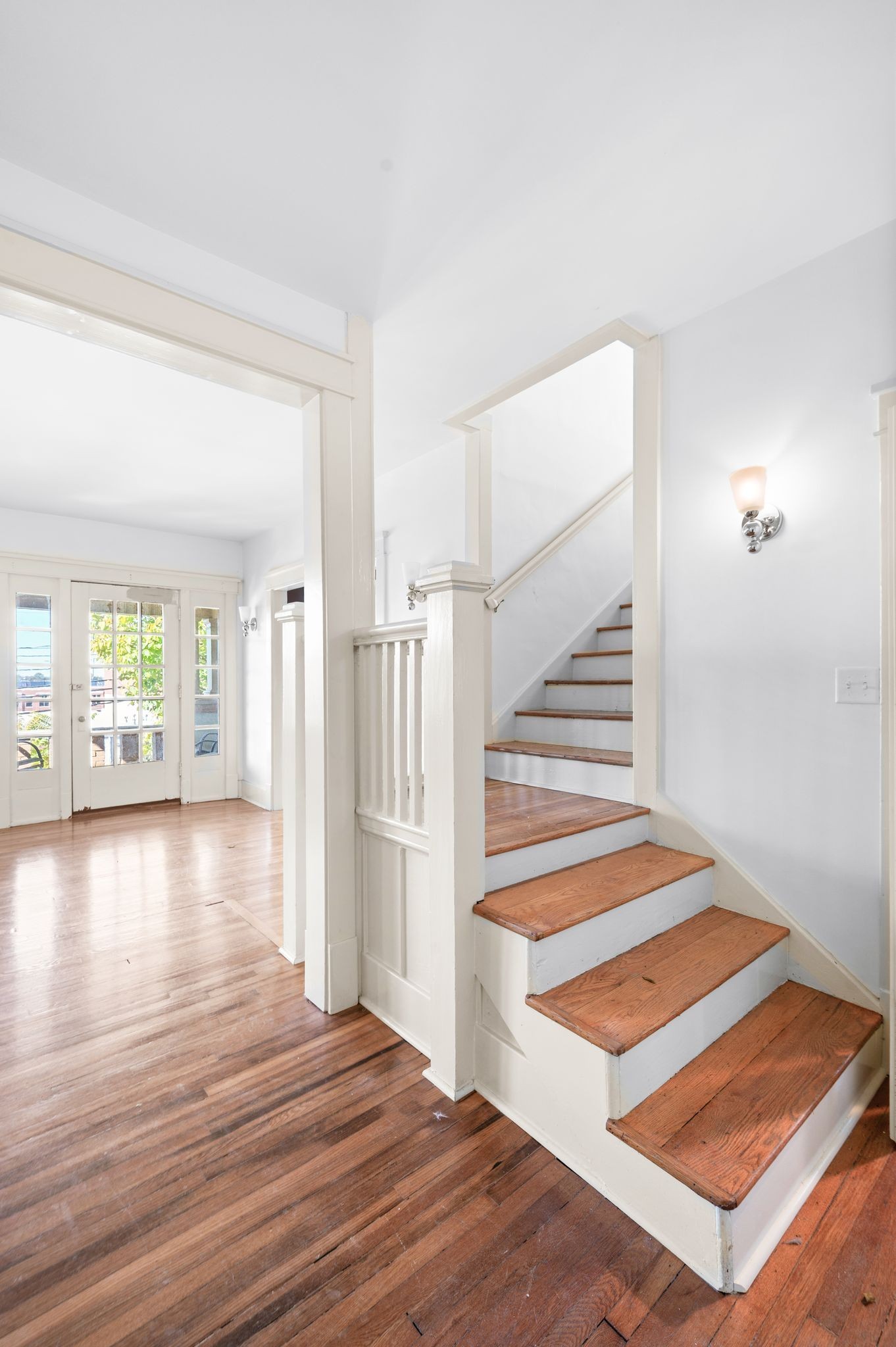 2112 15th Ave, S Nashville TN 37212