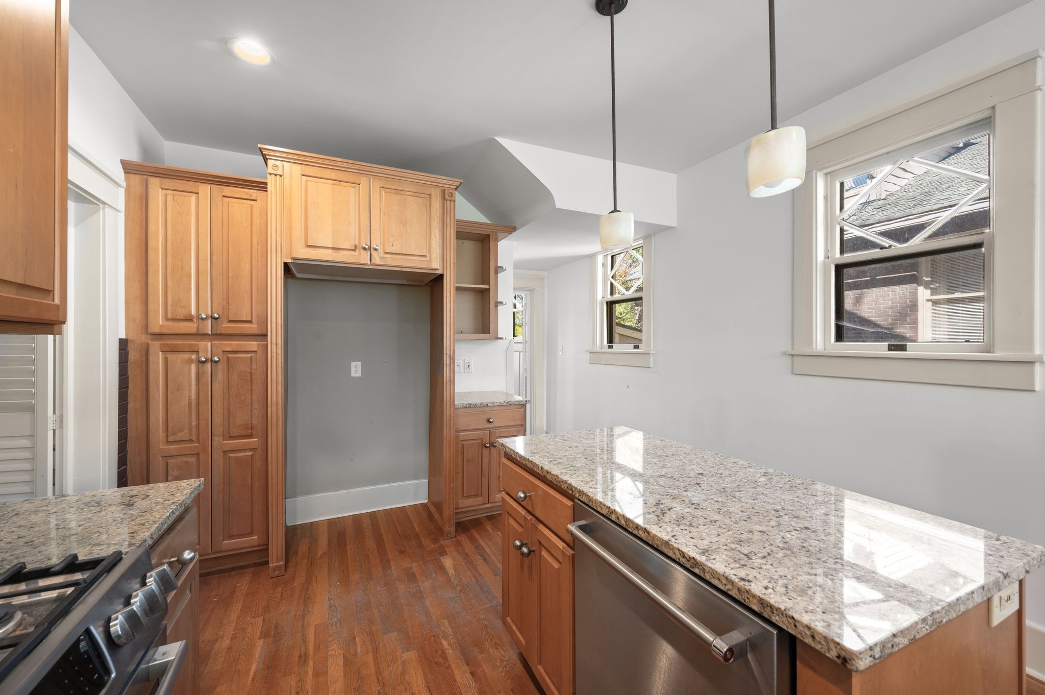 2112 15th Ave, S Nashville TN 37212