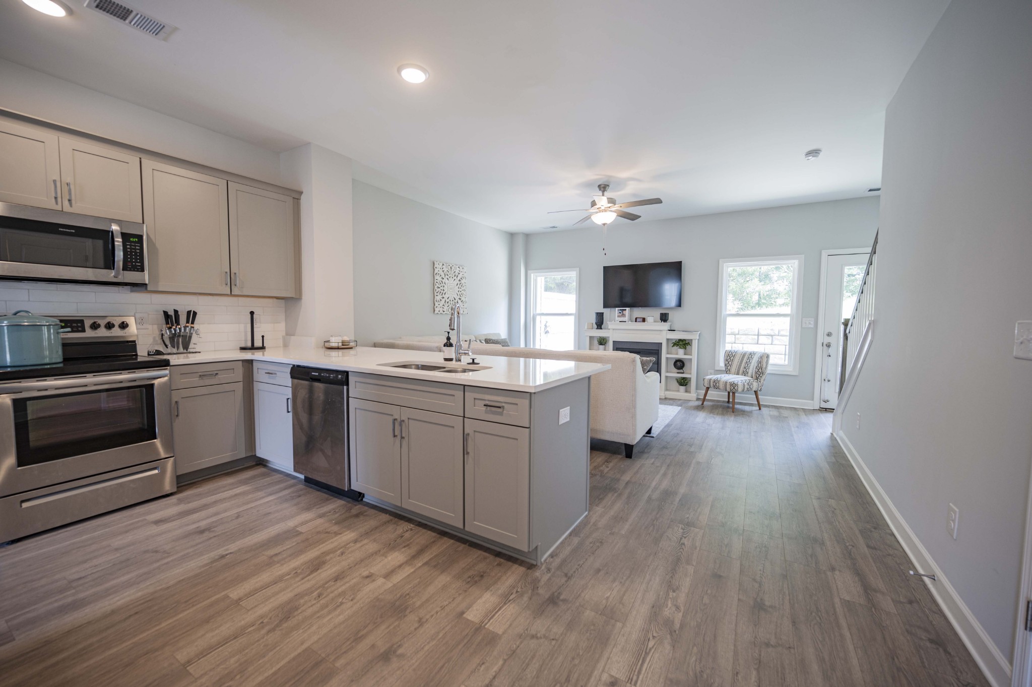 2555 Napa Valley Way Columbia TN 38401