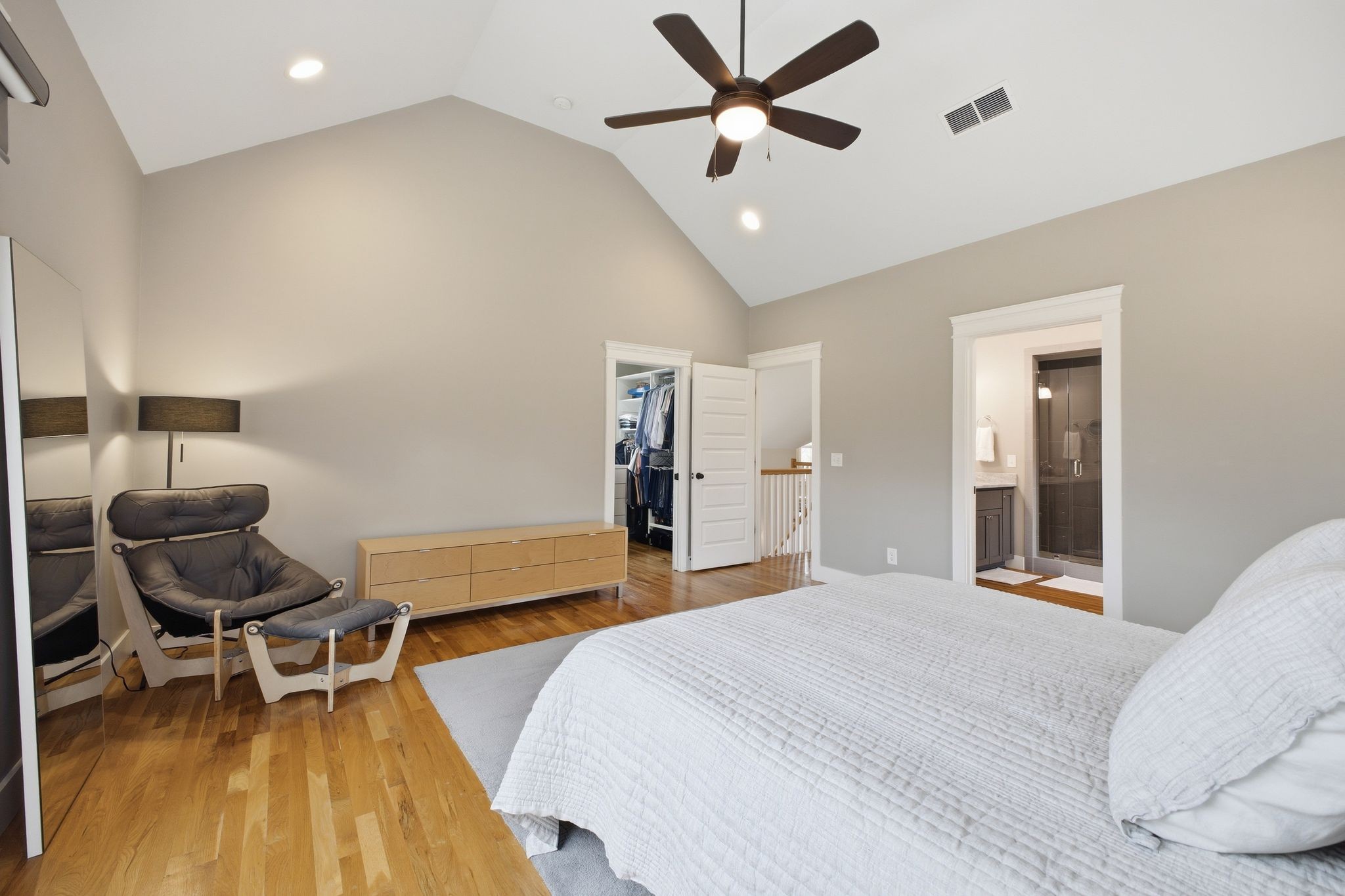 216B 38th Ave, N Nashville TN 37209