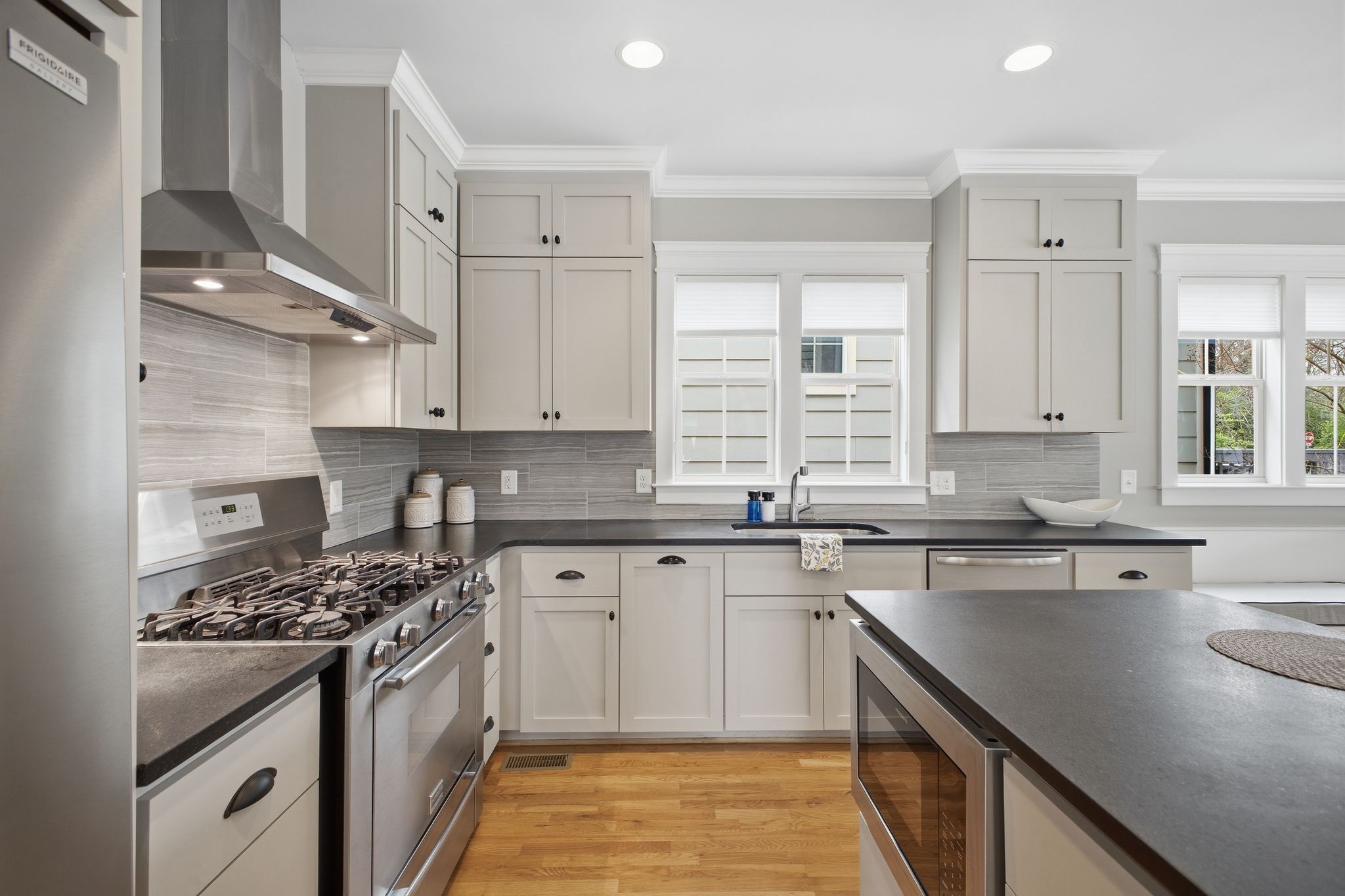 216B 38th Ave, N Nashville TN 37209