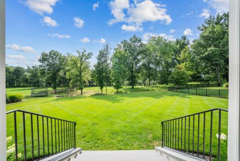 8513 Heirloom Boulevard College Grove TN 37046