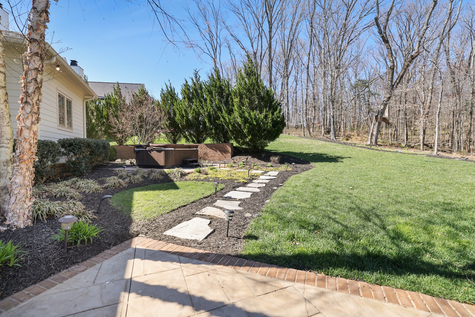 8642 Belladonna Drive College Grove TN 37046