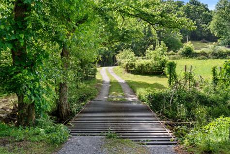 2943 Kerr Hill Road Lynnville TN 38472