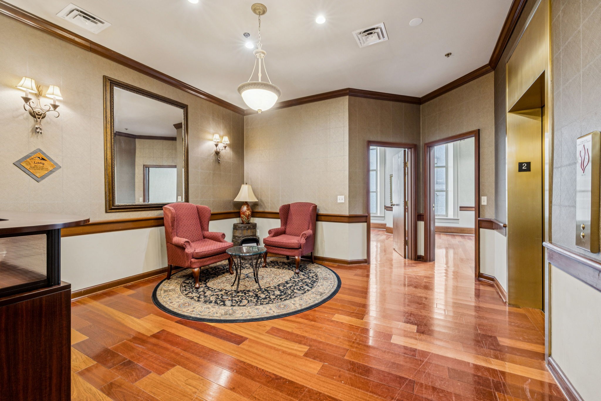 213 5th Ave, N Nashville TN 37219