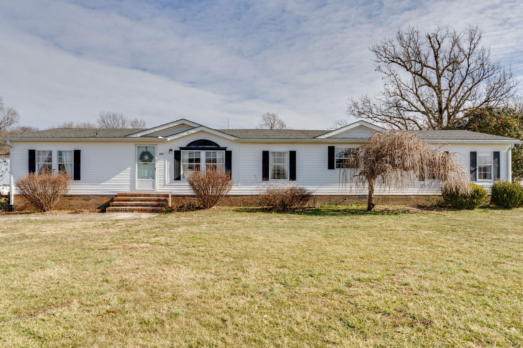 597 White Road Portland TN 37148