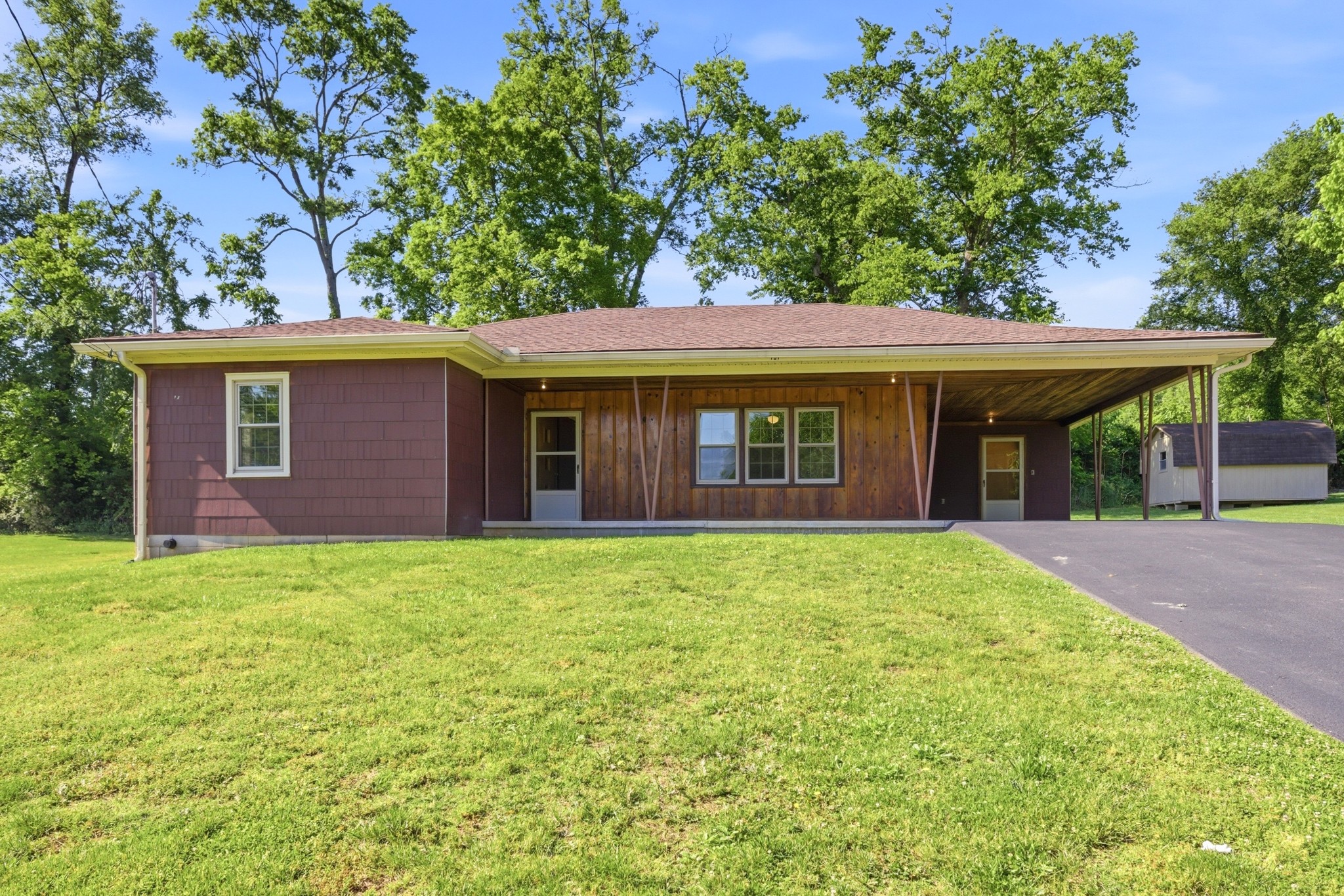 131 Greenwood Acres Drive Columbia TN 38401