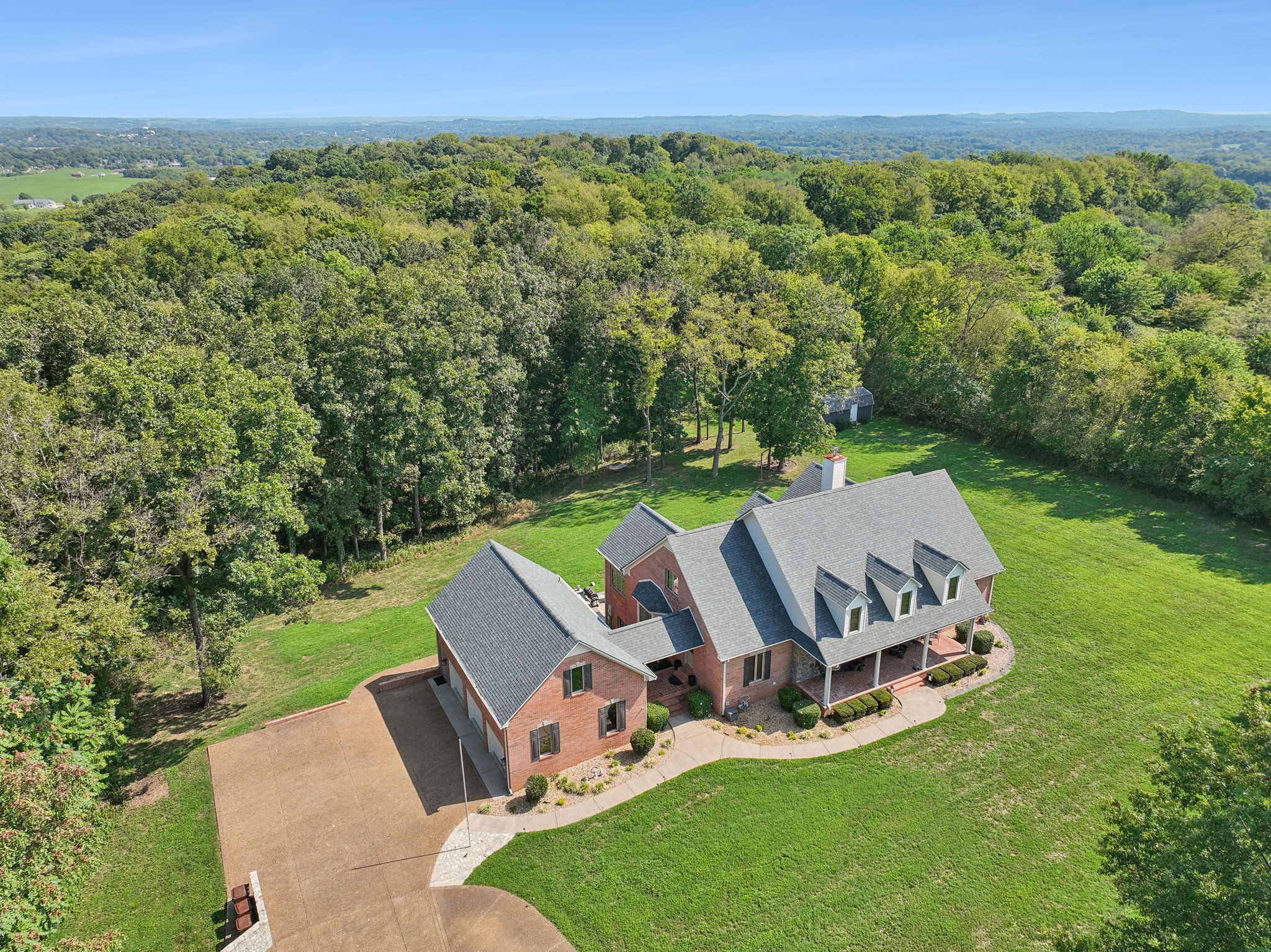 1208 Davidson Lane Columbia TN 38401