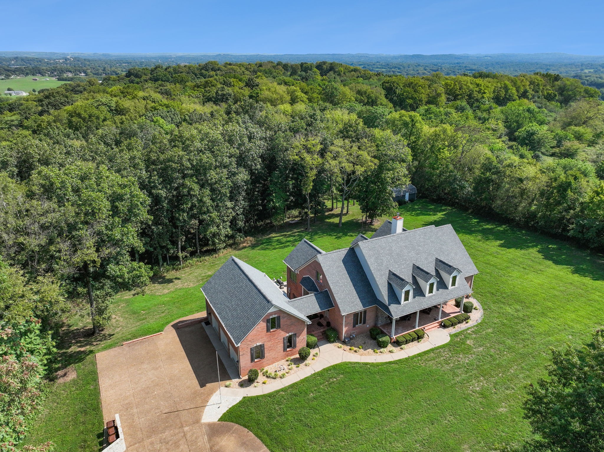 1208 Davidson Lane Columbia TN 38401