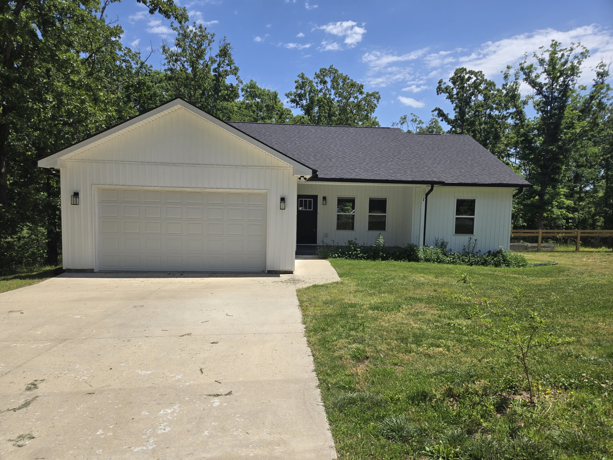 111 Friel Drive Waverly TN 37185